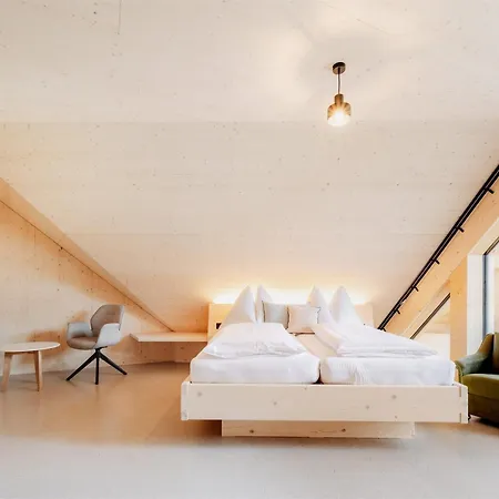 Zimmerei Mit Fruehstueck *