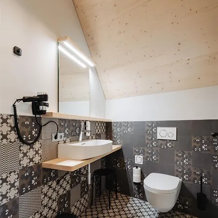 호텔 Zimmerei Mit Fruehstueck 룬츠암제