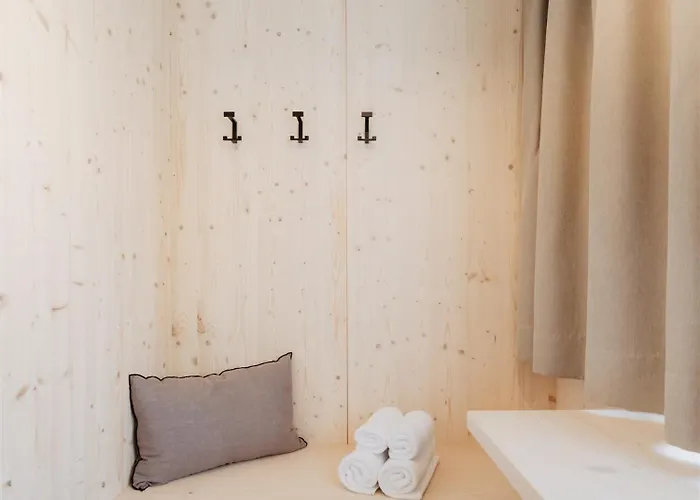 Zimmerei Mit Fruehstueck *