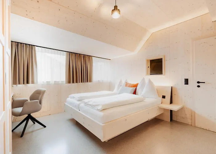 Zimmerei Mit Fruehstueck *